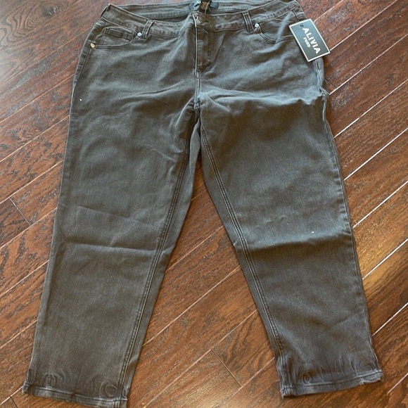 New ALIVIA FORD Plus Size Women’s Midrise Stretch Dye Skinny Denim Ankle Jean - Picture 2 of 6